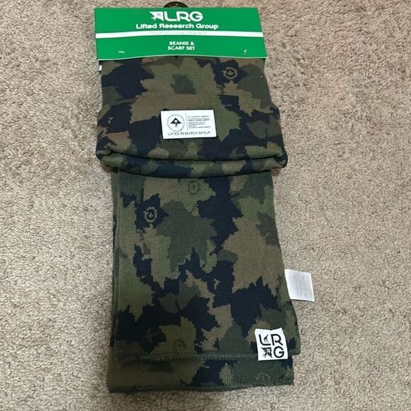 Lifted Research Group Other - LRG Lifted Research Group Men's Beanie Hat & Scarf Set Green Multicolor Camo New